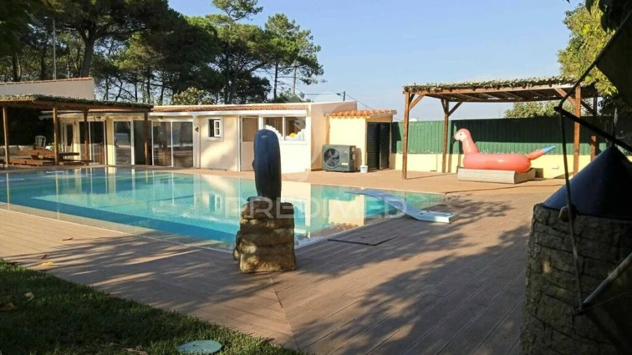 Quinta T3 para Venda em Santa Maria e São Miguel, São Martinho, São Pedro Penaferrim Foto 3