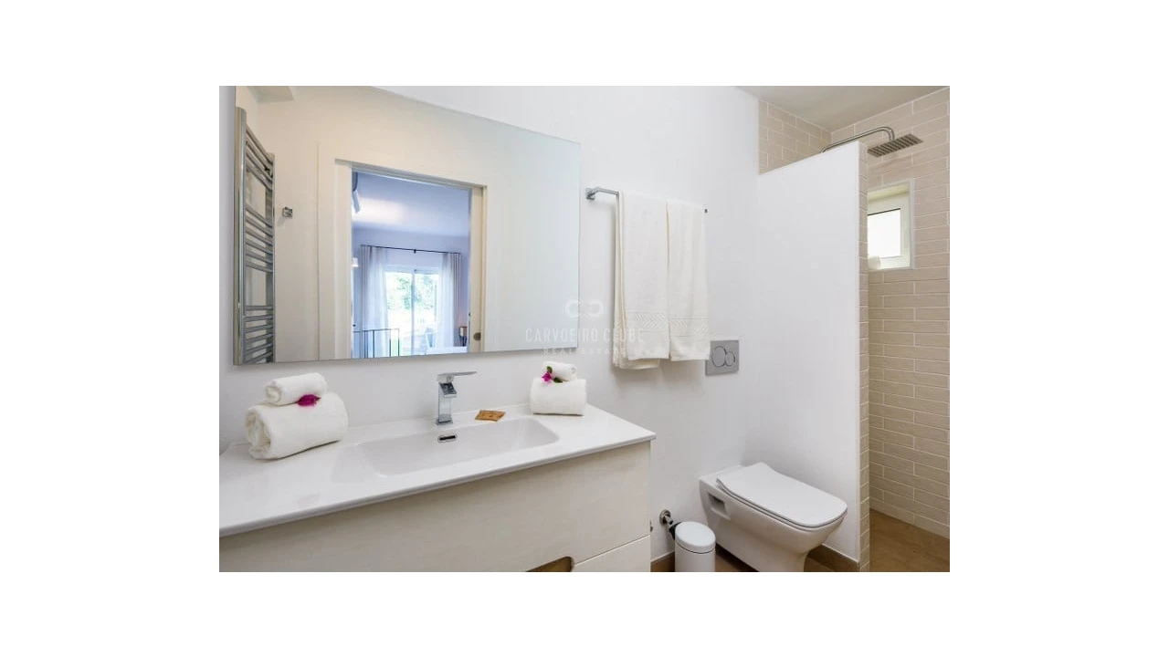 Apartamento T1 para Venda em Lagoa e Carvoeiro Foto 9