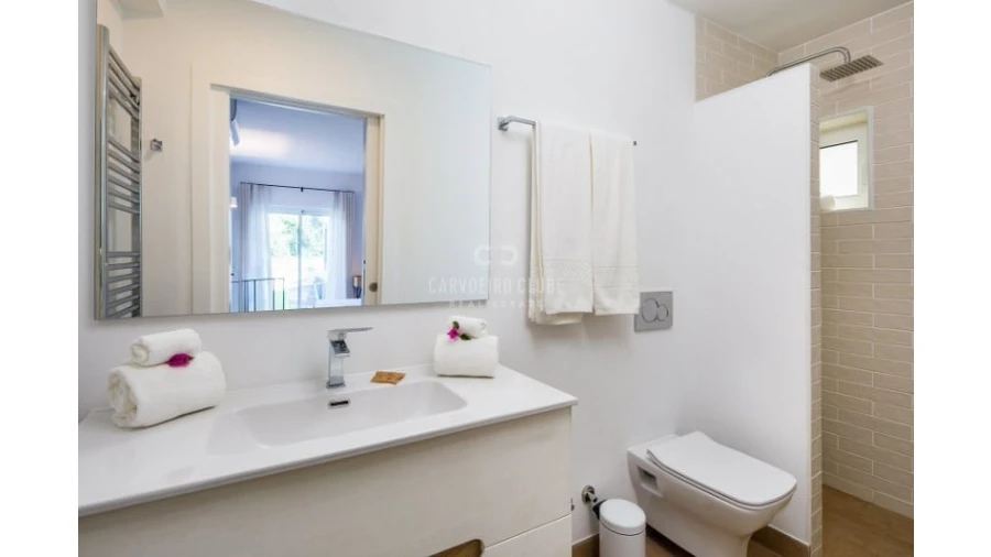 Apartamento T1 para Venda em Lagoa e Carvoeiro Foto 9