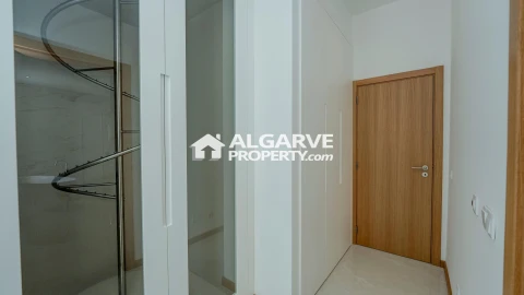 Moradia T4 para Venda em Loule (São Sebastião)