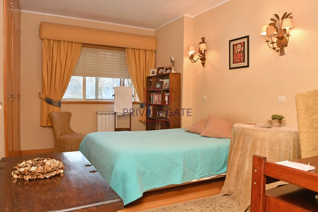 Apartamento T6 para Venda em Aldoar, Foz do Douro e Nevogilde Foto 12