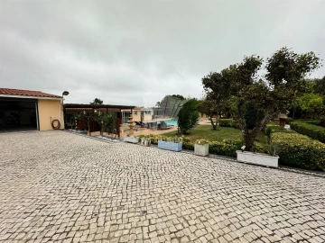 Moradia T3 para Venda em São João das Lampas e Terrugem