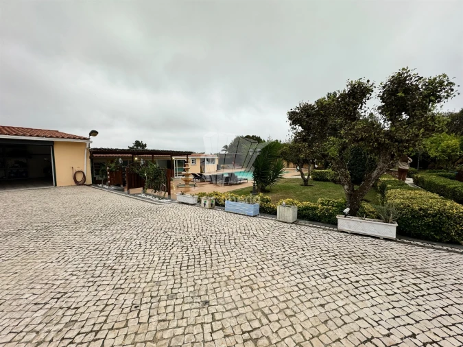 Moradia T3 para Venda em São João das Lampas e Terrugem Foto 3