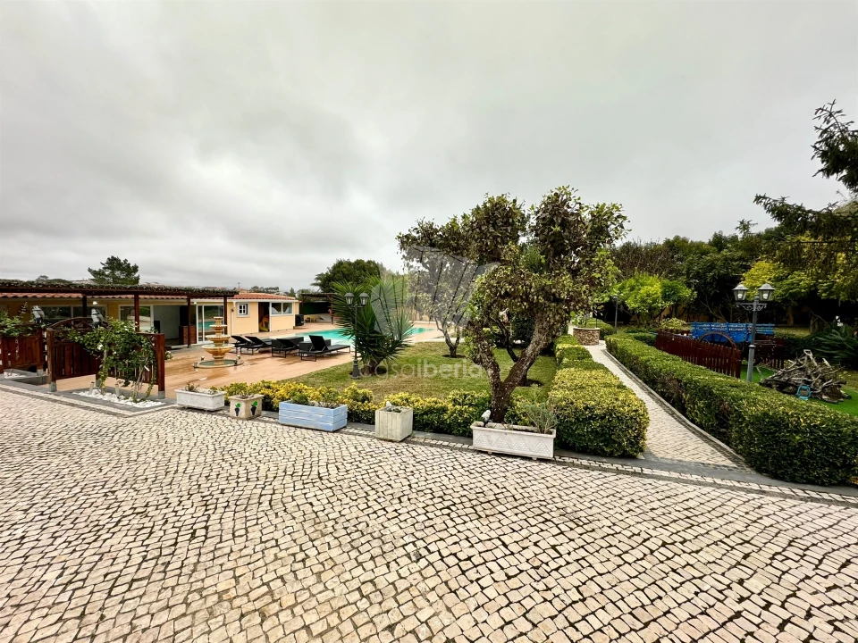 Moradia T3 para Venda em São João das Lampas e Terrugem Foto 2
