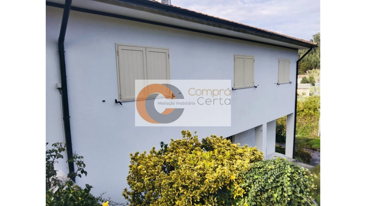 Moradia T3 para Venda em Atães e Rendufe Foto 5