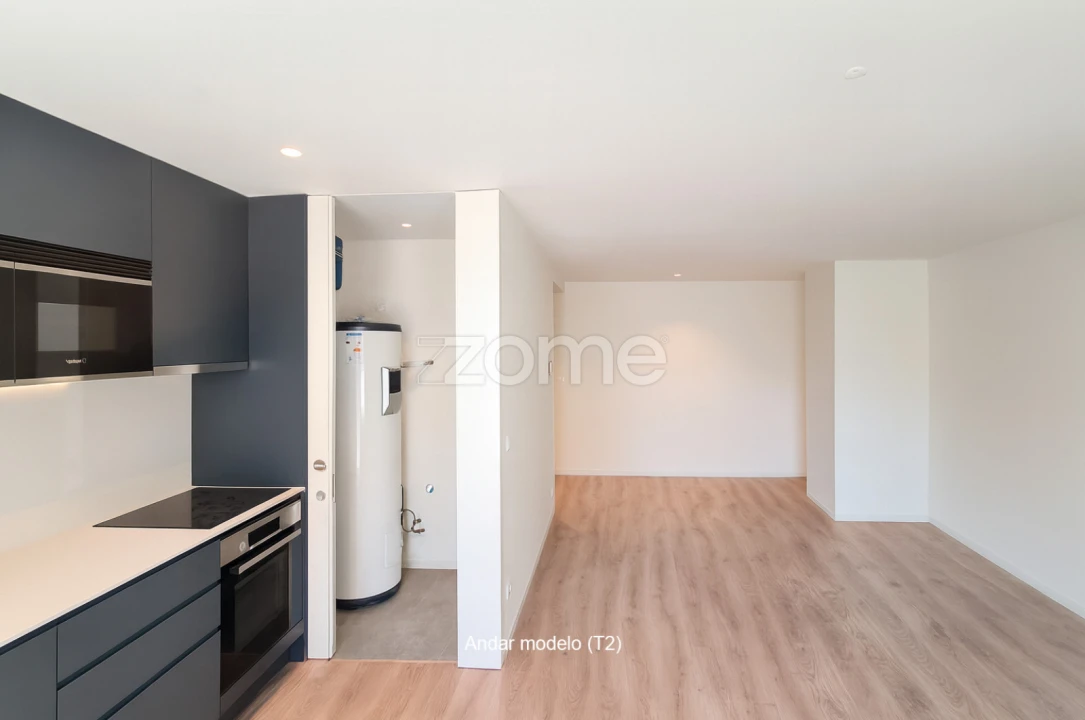 Apartamento T1 para Venda em Paranhos Foto 3
