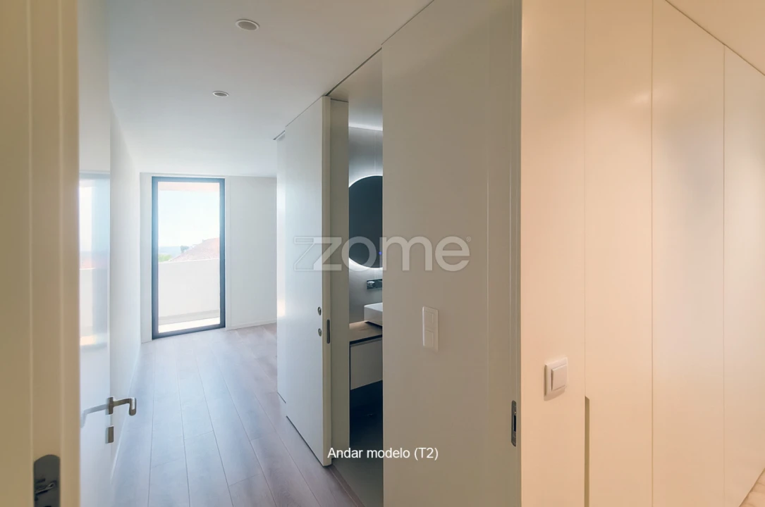 Apartamento T2 para Venda em Paranhos Foto 5