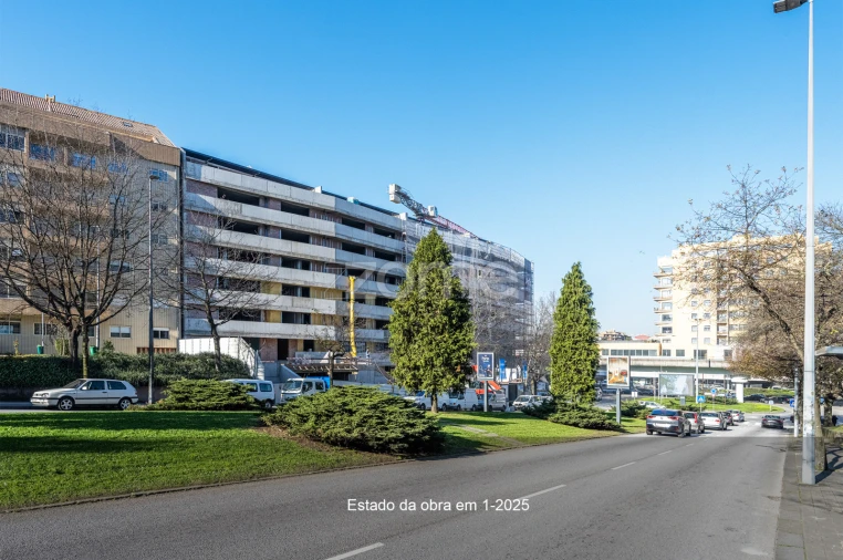 Apartamento T2 para Venda em Paranhos Foto 3