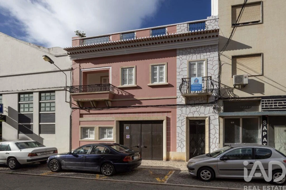 Moradia T4 para Venda em Portimão Foto 1