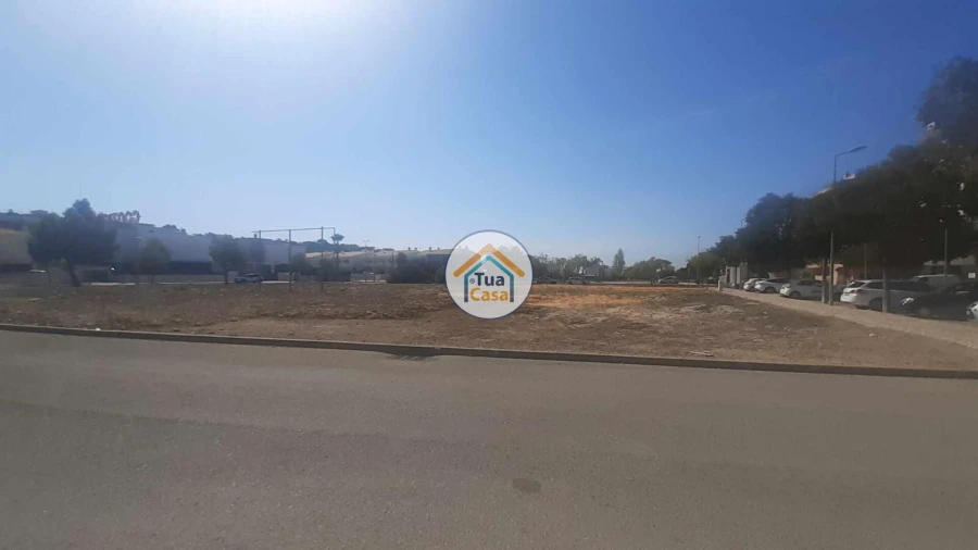 Terreno para Venda em Faro (Sé e São Pedro) Foto 7