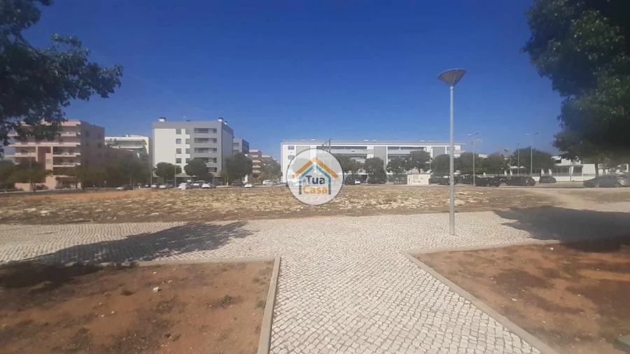 Terreno para Venda em Faro (Sé e São Pedro) Foto 6