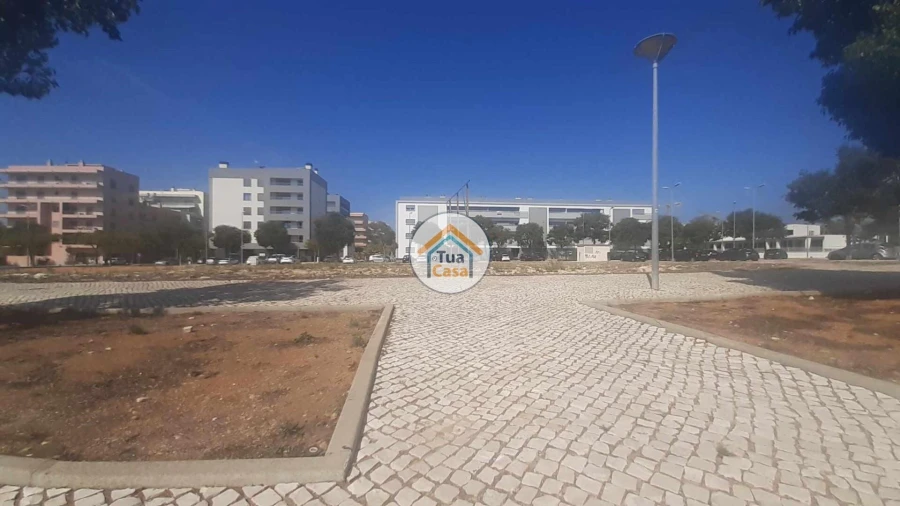 Terreno para Venda em Faro (Sé e São Pedro) Foto 4