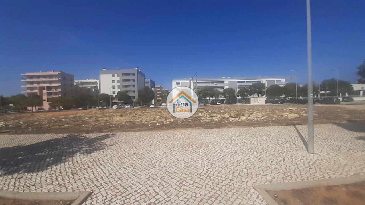 Terreno para Venda em Faro (Sé e São Pedro) Foto 5
