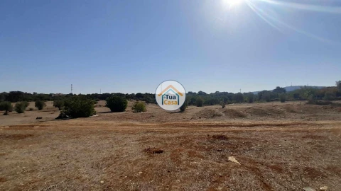 Terreno para Venda em Faro (Sé e São Pedro)