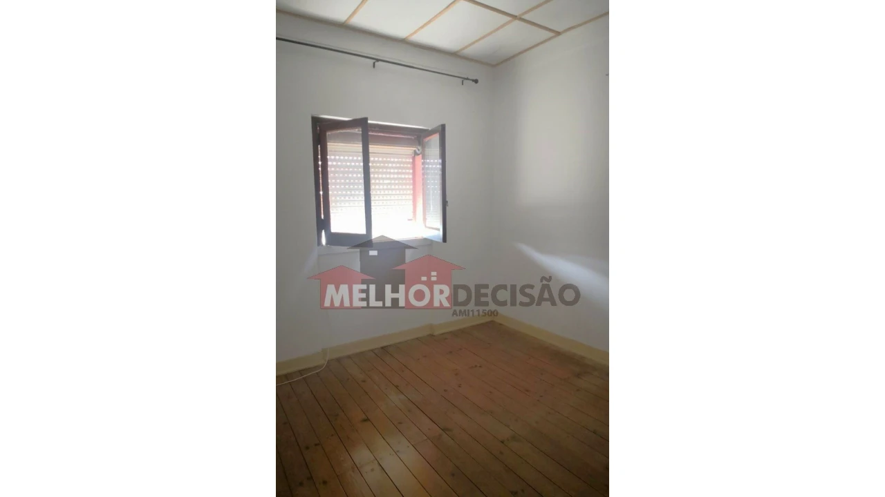 Moradia T3 para Venda em Nossa Sra de Fatima Foto 19