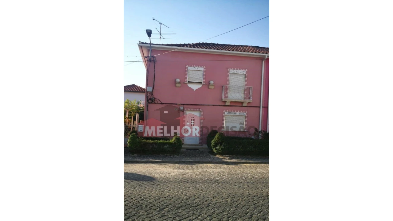 Moradia T3 para Venda em Nossa Sra de Fatima Foto 2