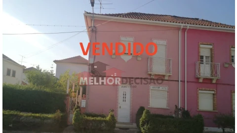 Moradia T3 para Venda em Nossa Sra de Fatima