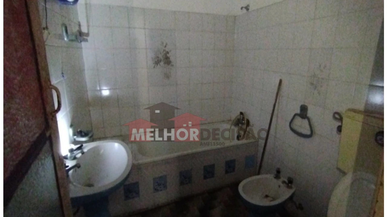 Moradia T2 para Venda em Vila Nova da Barquinha Foto 9