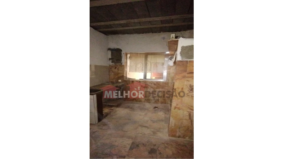 Moradia T2 para Venda em Vila Nova da Barquinha Foto 11