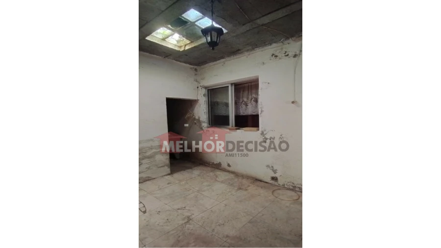 Moradia T2 para Venda em Vila Nova da Barquinha Foto 14