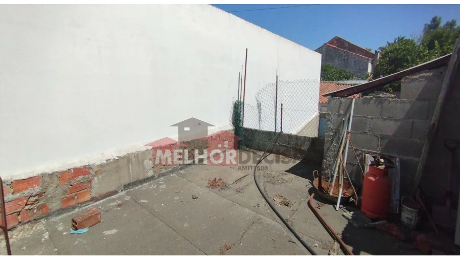 Moradia T2 para Venda em Vila Nova da Barquinha Foto 17