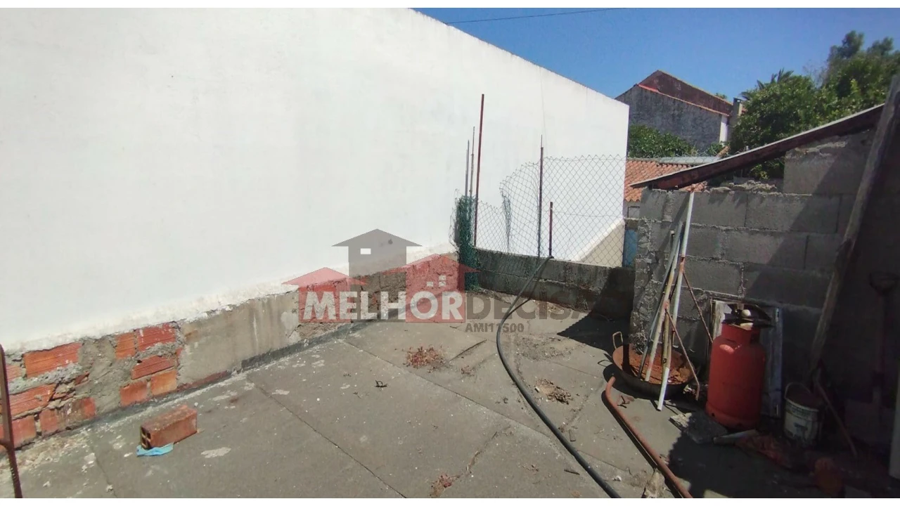 Moradia T2 para Venda em Vila Nova da Barquinha Foto 17