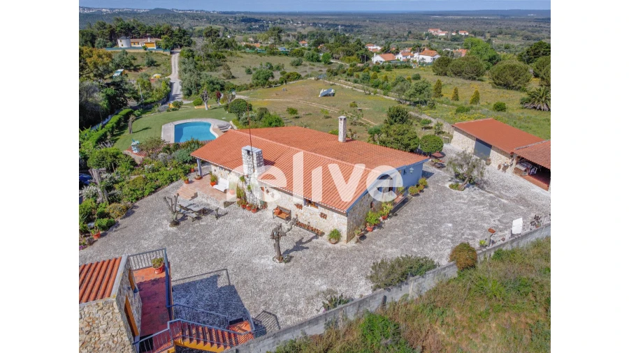 Quinta T6 para Venda em Azeitão (São Lourenço e São Simão) Foto 2