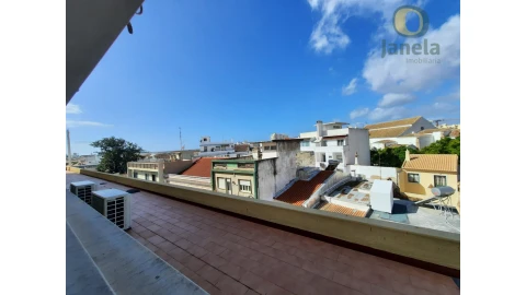 Prédio para Venda em Faro (Sé e São Pedro)