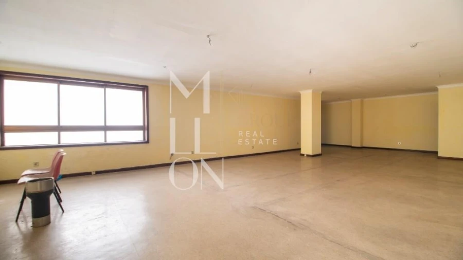 Escritório para Venda em Mafamude e Vilar do Paraíso Foto 11