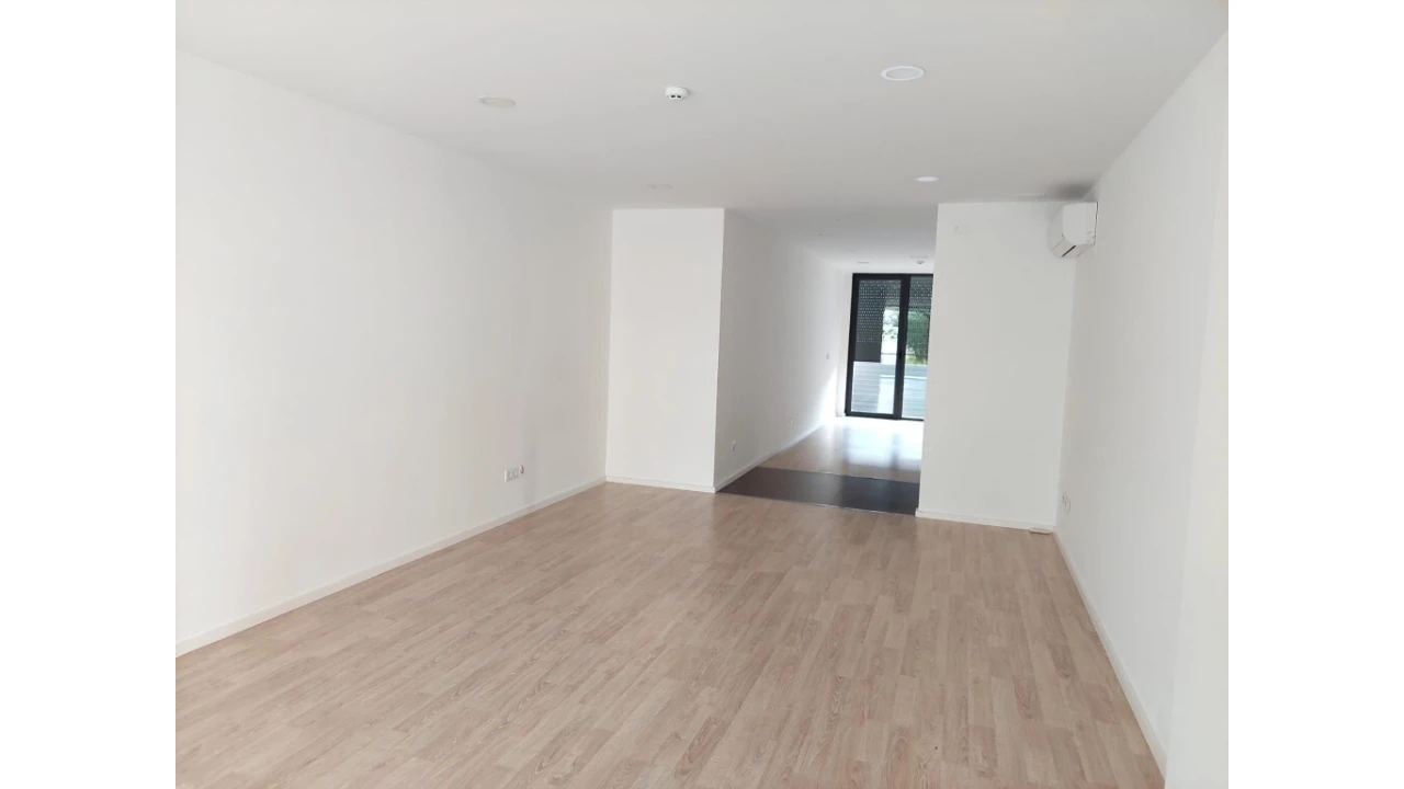 Loja para Venda em Ferreiros, Prozelo e Besteiros Foto 12