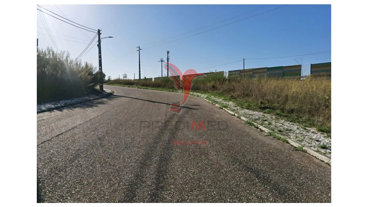 Terreno para Venda em Achete, Azoia de Baixo e Póvoa de Santarém Foto 10