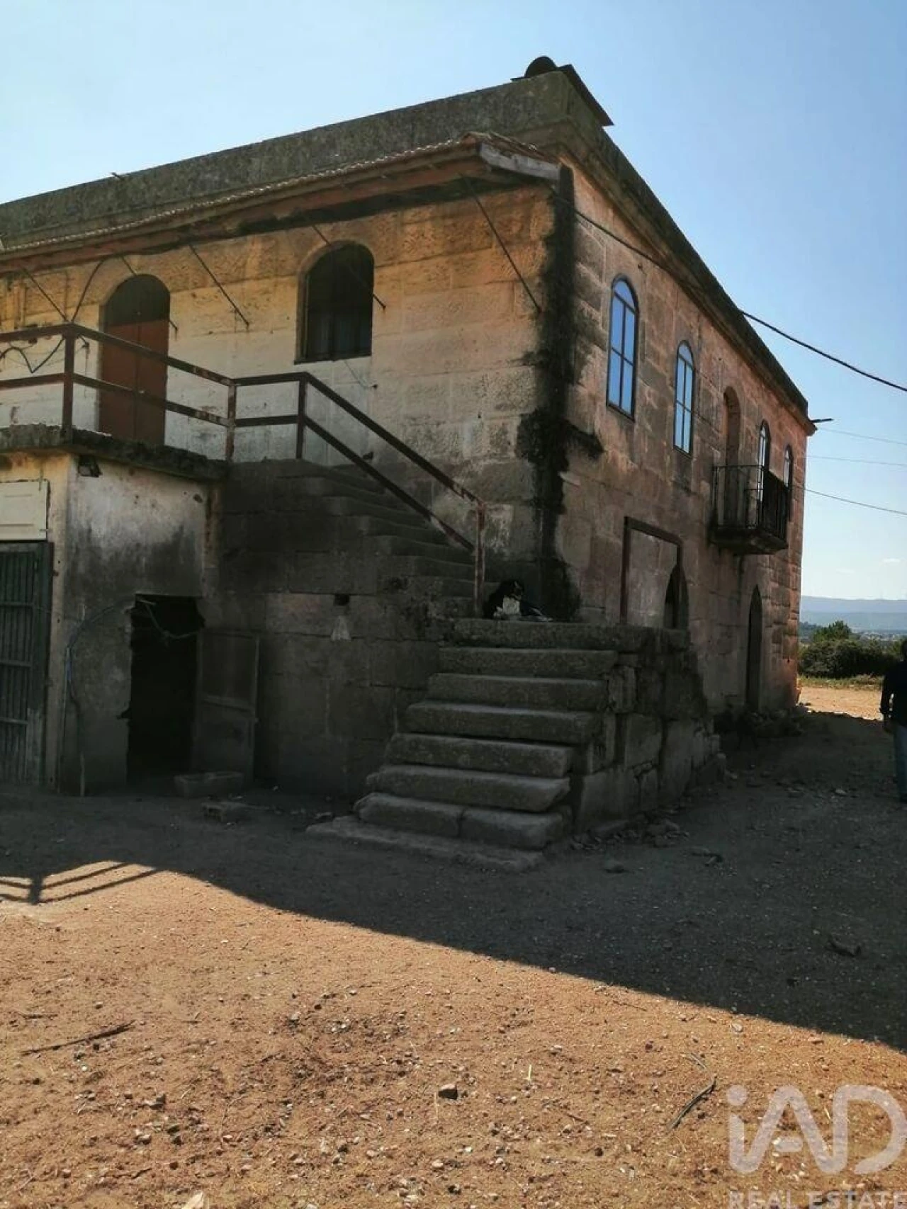 Moradia T5 para Venda em Calvão e Soutelinho da Raia Foto 5