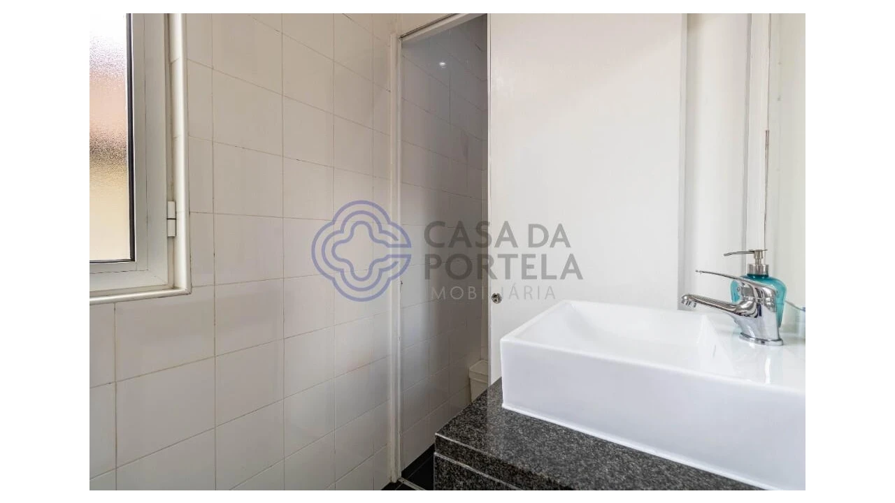 Prédio para Venda em Cedofeita, Santo Ildefonso, Sé, Miragaia, São Nicolau e Vitória Foto 68