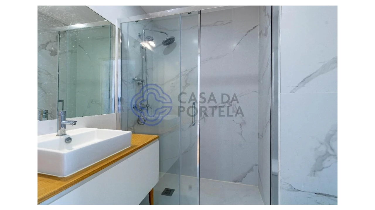 Prédio para Venda em Cedofeita, Santo Ildefonso, Sé, Miragaia, São Nicolau e Vitória Foto 52