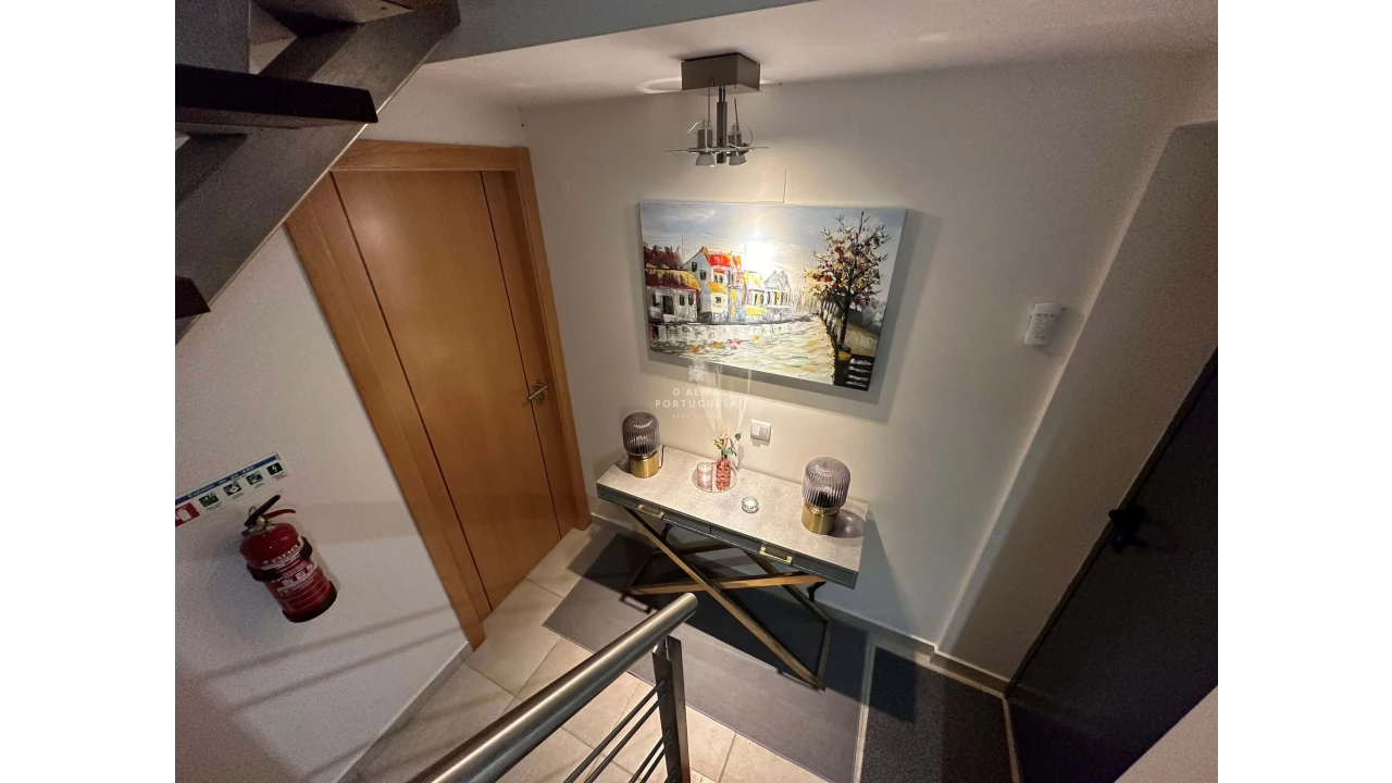 Moradia T5 para Venda em Quarteira Foto 20