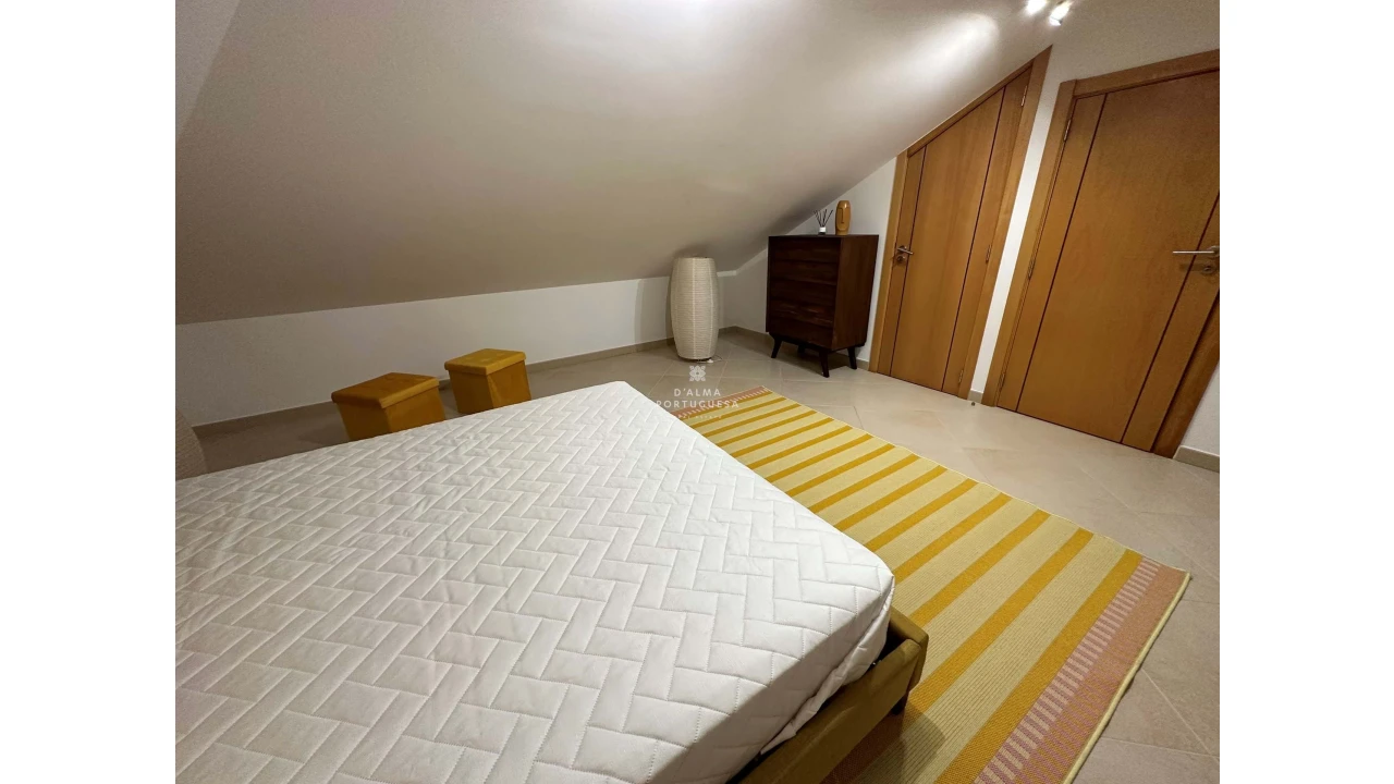 Moradia T5 para Venda em Quarteira Foto 31