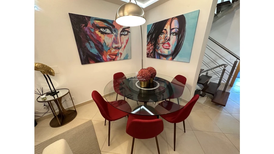 Moradia T5 para Venda em Quarteira Foto 17