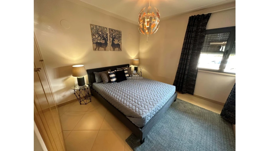 Moradia T5 para Venda em Quarteira Foto 6