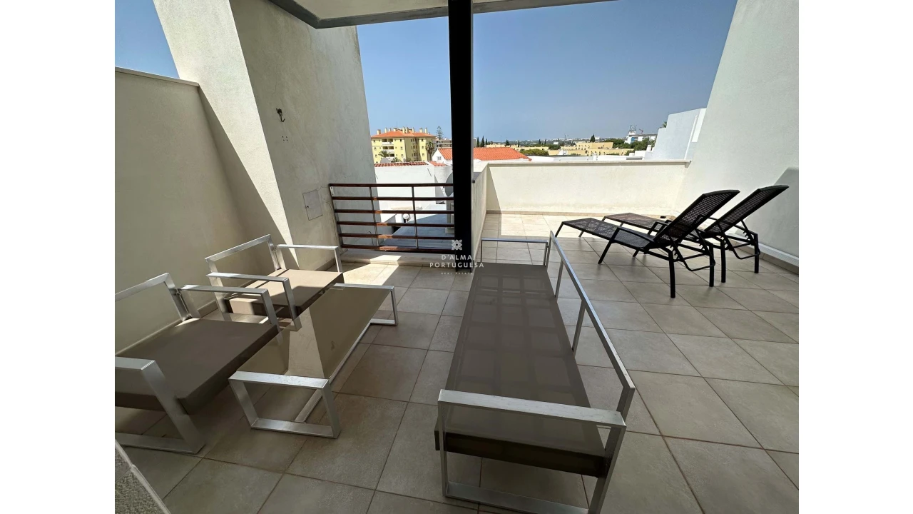 Moradia T5 para Venda em Quarteira Foto 33