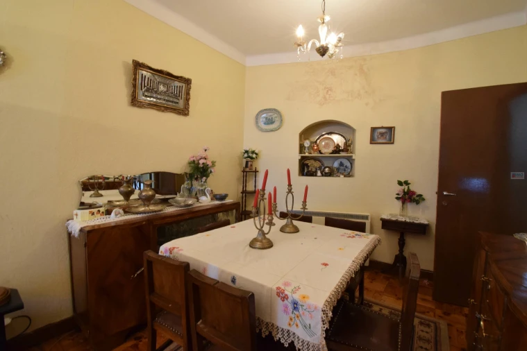 Moradia T2 para Venda em Caria Foto 8