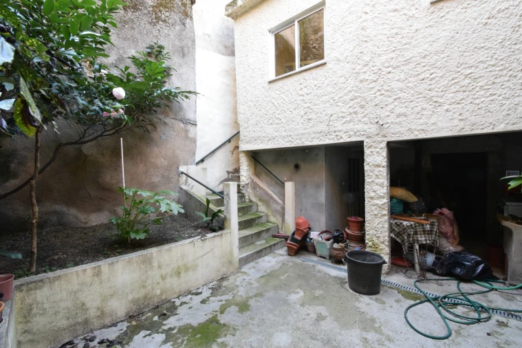 Moradia T2 para Venda em Caria Foto 23