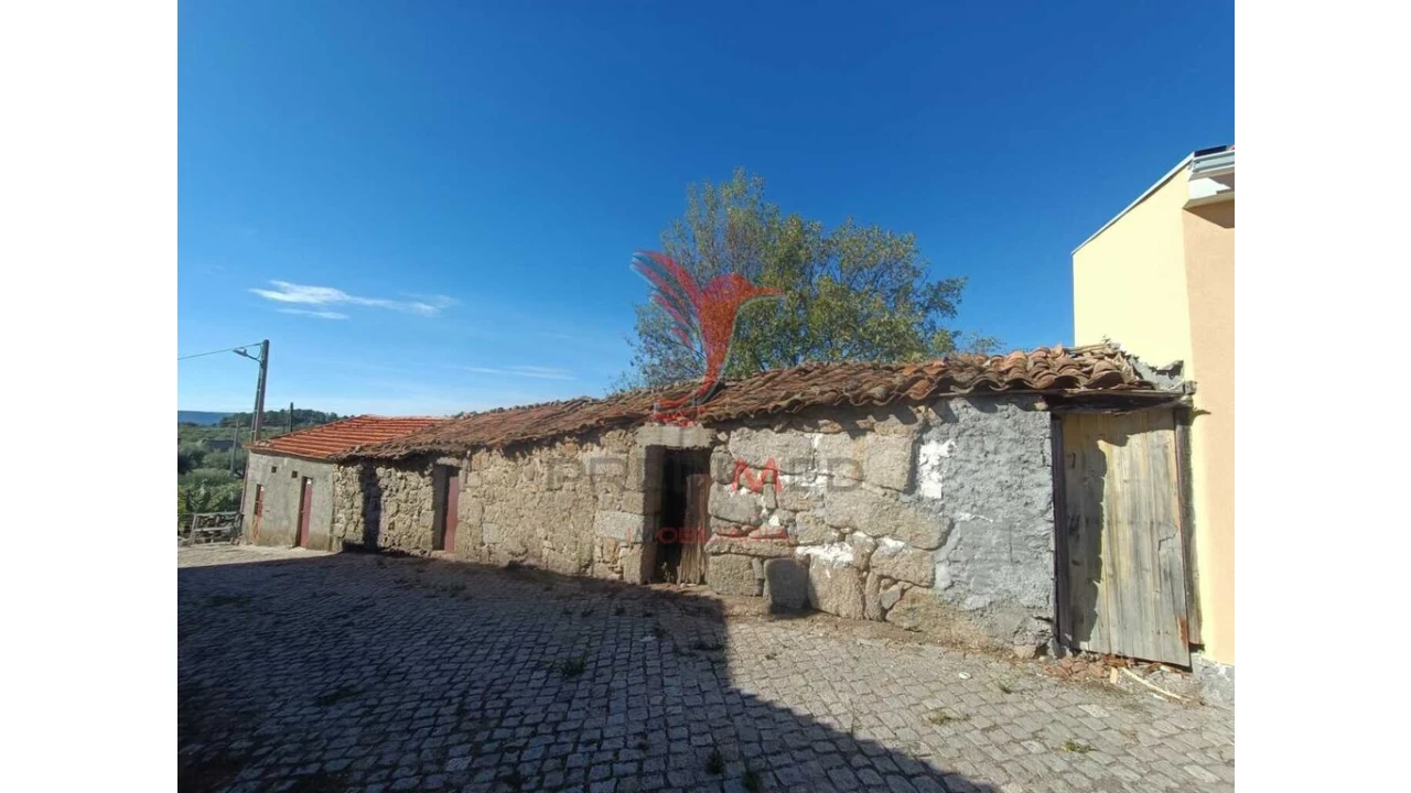 Moradia T2 para Venda em Açores e Velosa Foto 1