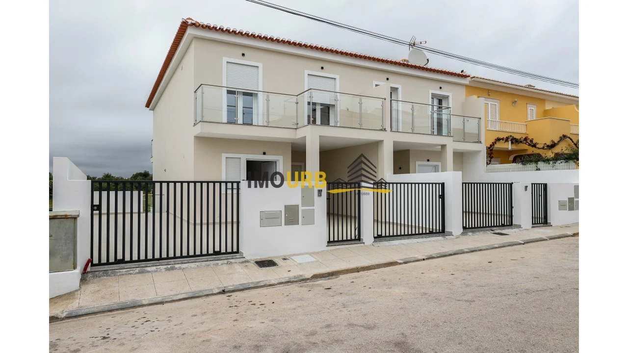 Moradia T3 para Venda em Altura Foto 7