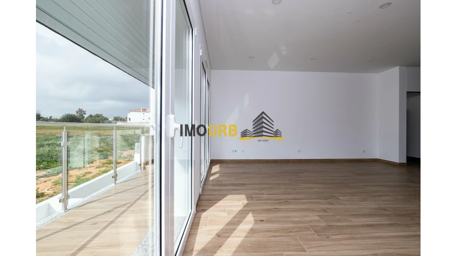Moradia T3 para Venda em Altura Foto 18
