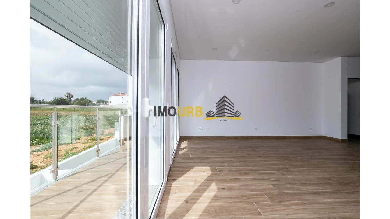 Moradia T3 para Venda em Altura Foto 18