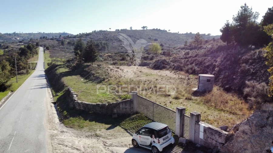 Terreno para Venda em Avelãs de Ambom e Rocamondo