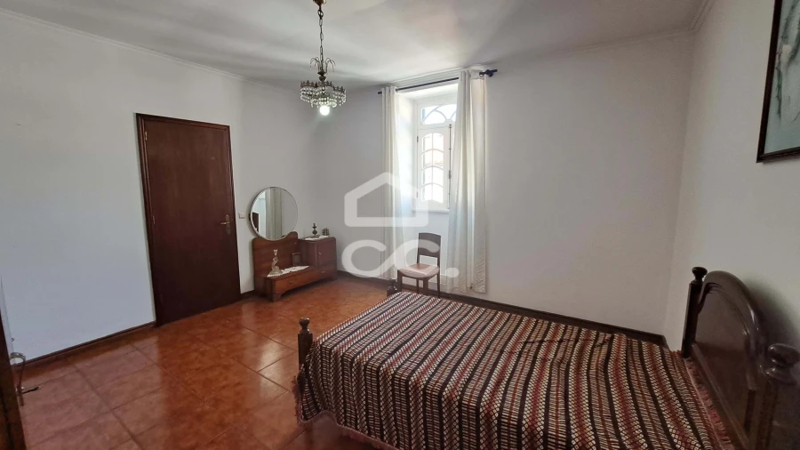 Moradia T6 para Venda em Rabo de Peixe Foto 19