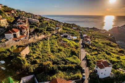 Moradia T4 para Venda em Ribeira Brava