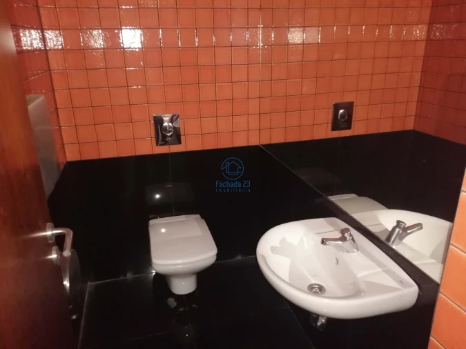 Escritório para Venda em Santa Marinha Foto 16