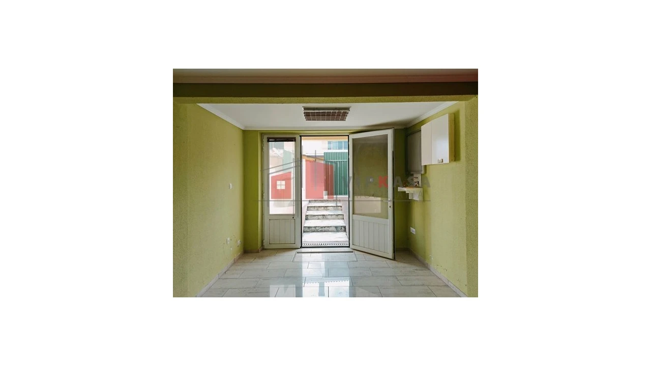 Loja para Venda em Corroios Foto 2